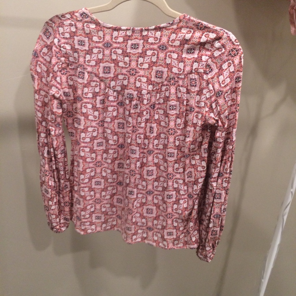 Pattern Button Up Top - Picture 4 of 8